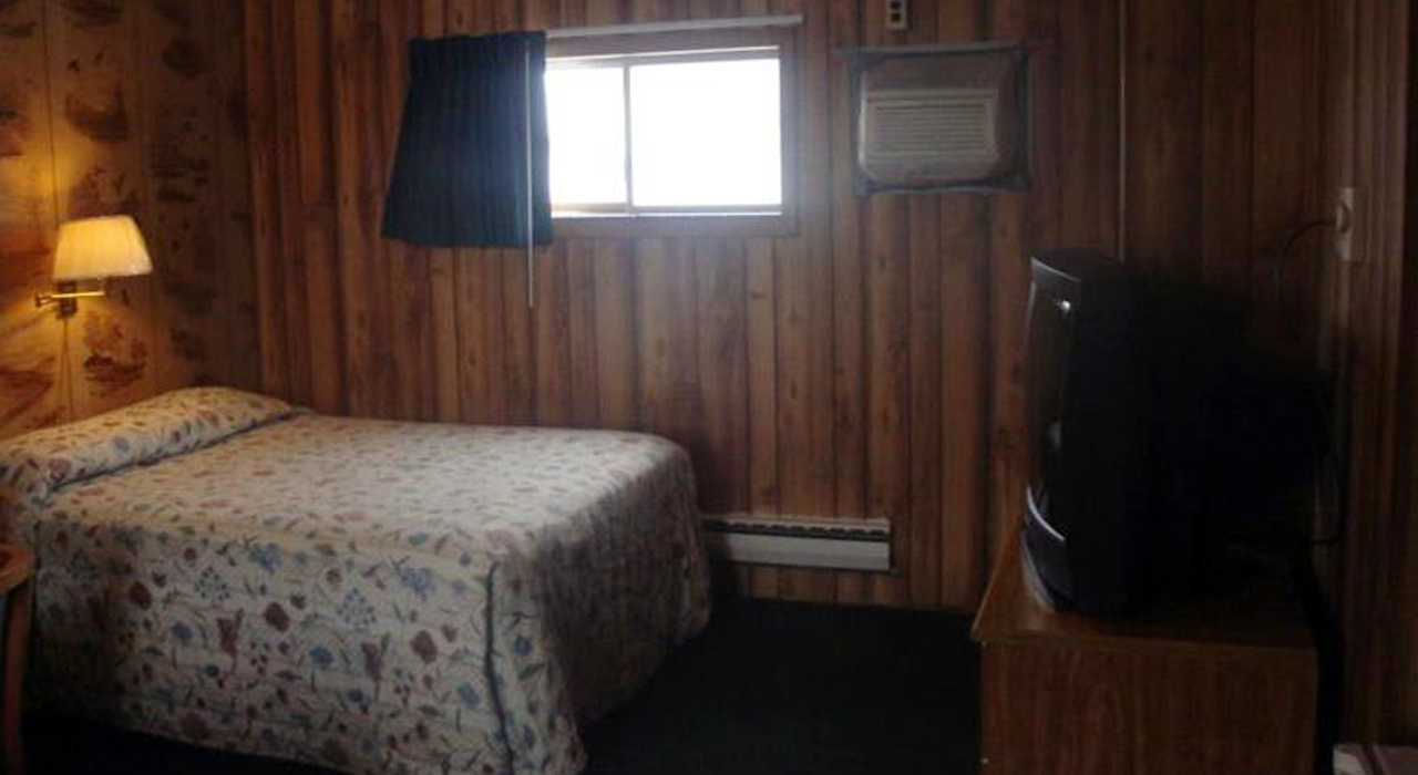 Curry's Motel Saginaw Single Bedroom